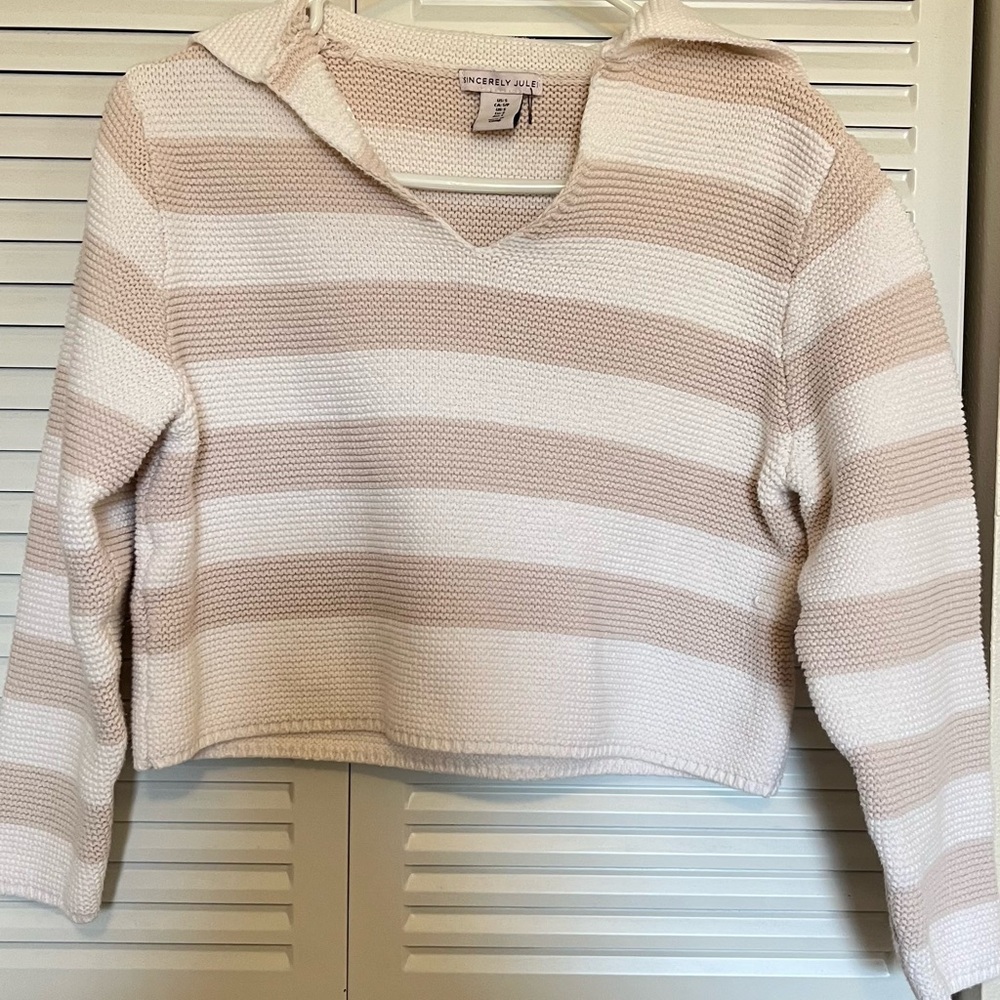 Sincerely Jules Cream and Tan V-Neck Sweater